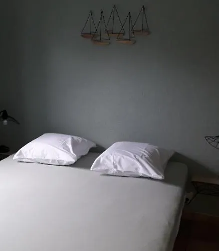 à Au Rez-de-chaussée Bredene